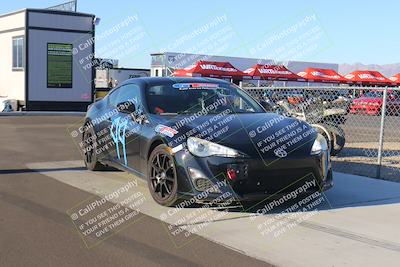 media/Nov-19-2022-Speed Ventures (Sat) [[eb5c8f9508]]/Around the Pits/Pre Grid Green/